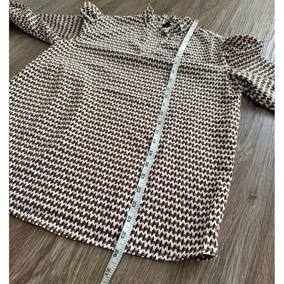 Allover Print Notched Neck Flounce Sleeve Blouse Size Small - Picture 7 of 11